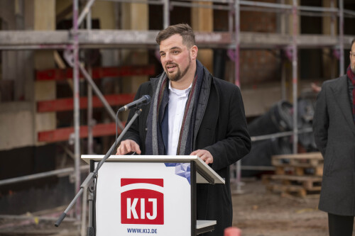 &copy; Arlene Knipper