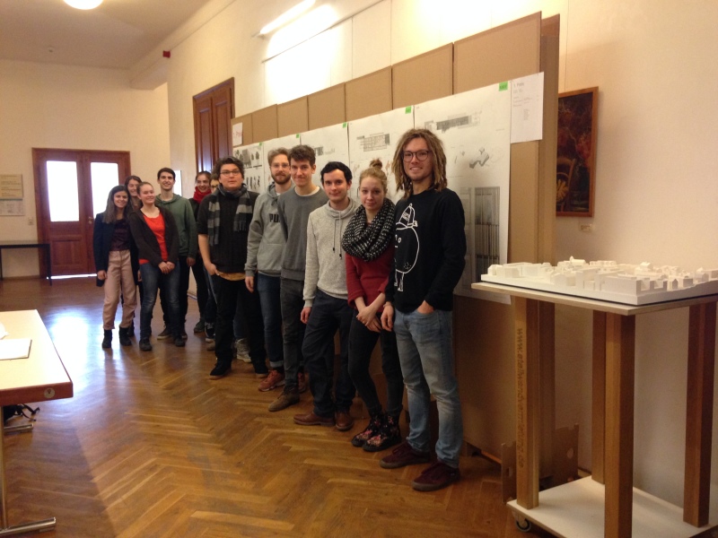 Bauhaus-Studenten interessiert an Ergebnissen des Architekturwettbewerbs